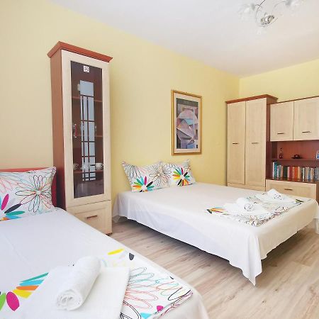 Амбър Апартамент И Стая За Гости Sozopol Ngoại thất bức ảnh