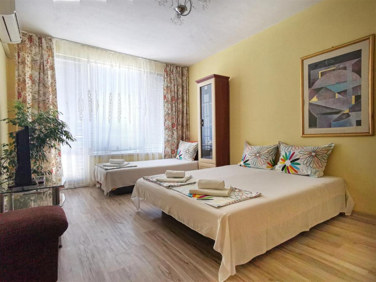 Амбър Апартамент И Стая За Гости Sozopol Ngoại thất bức ảnh