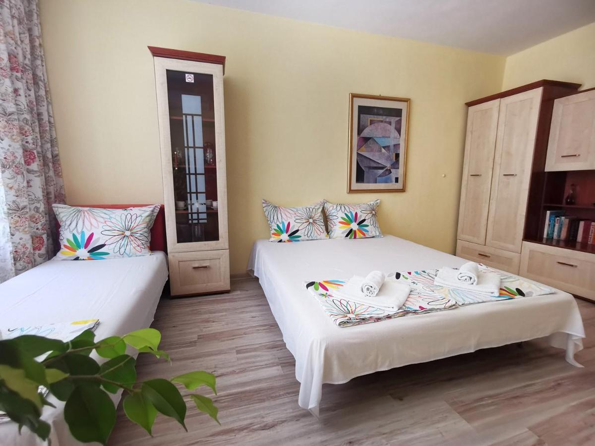 Амбър Апартамент И Стая За Гости Sozopol Ngoại thất bức ảnh