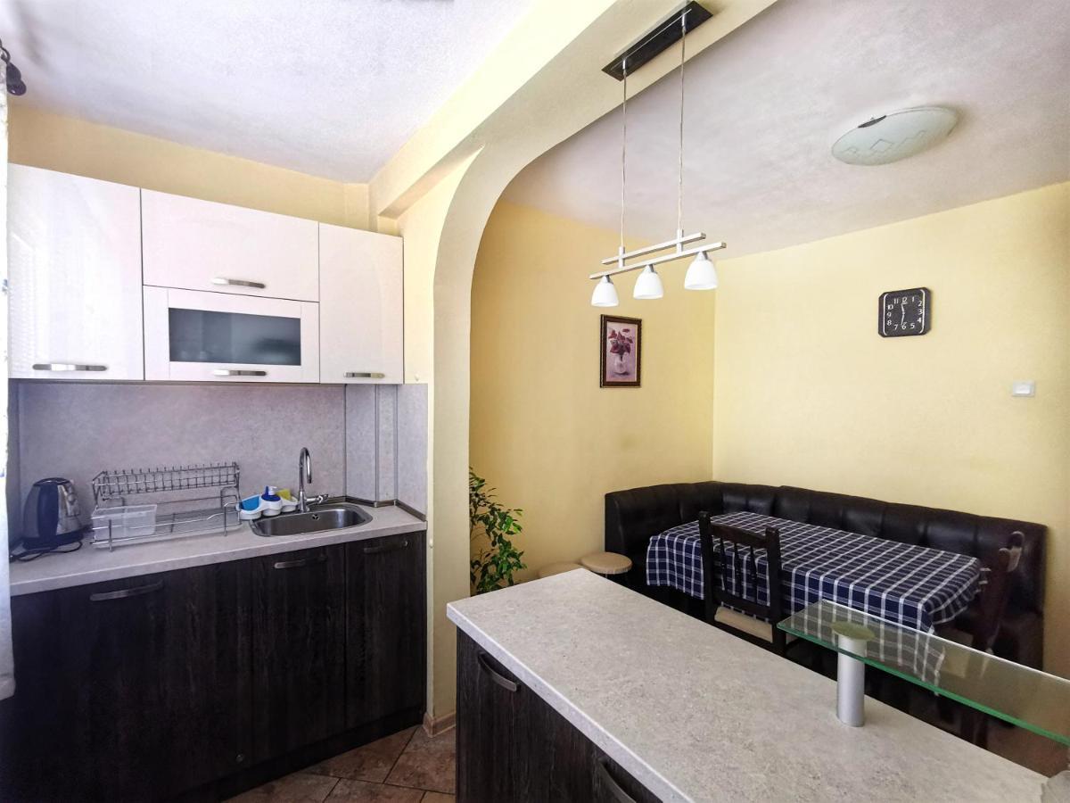 Амбър Апартамент И Стая За Гости Sozopol Ngoại thất bức ảnh