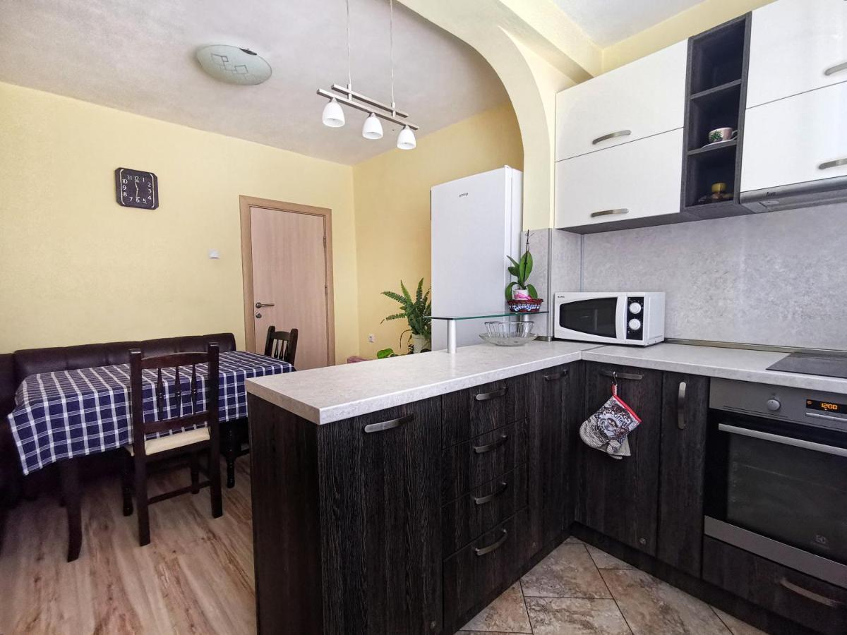 Амбър Апартамент И Стая За Гости Sozopol Ngoại thất bức ảnh