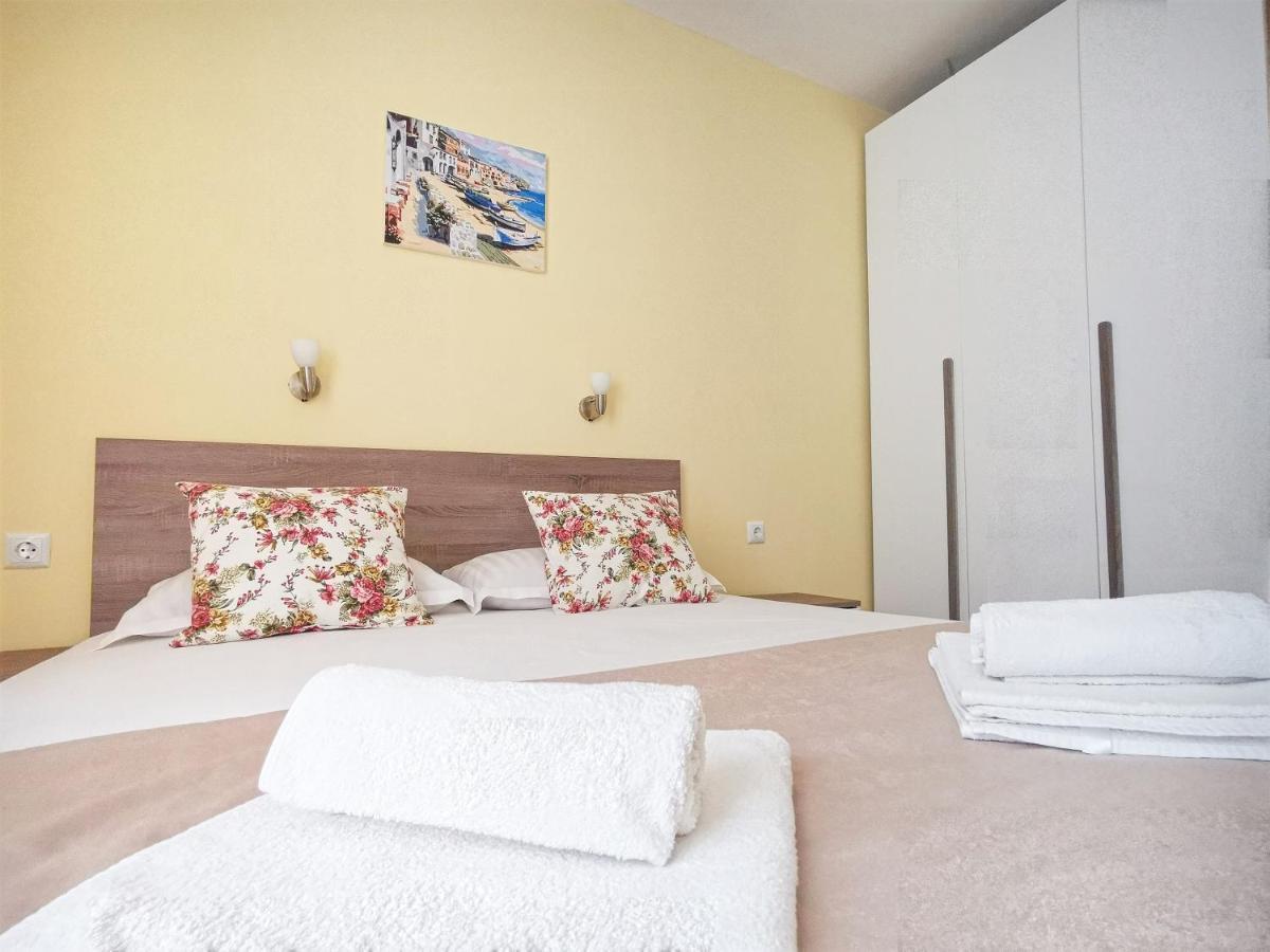 Амбър Апартамент И Стая За Гости Sozopol Ngoại thất bức ảnh