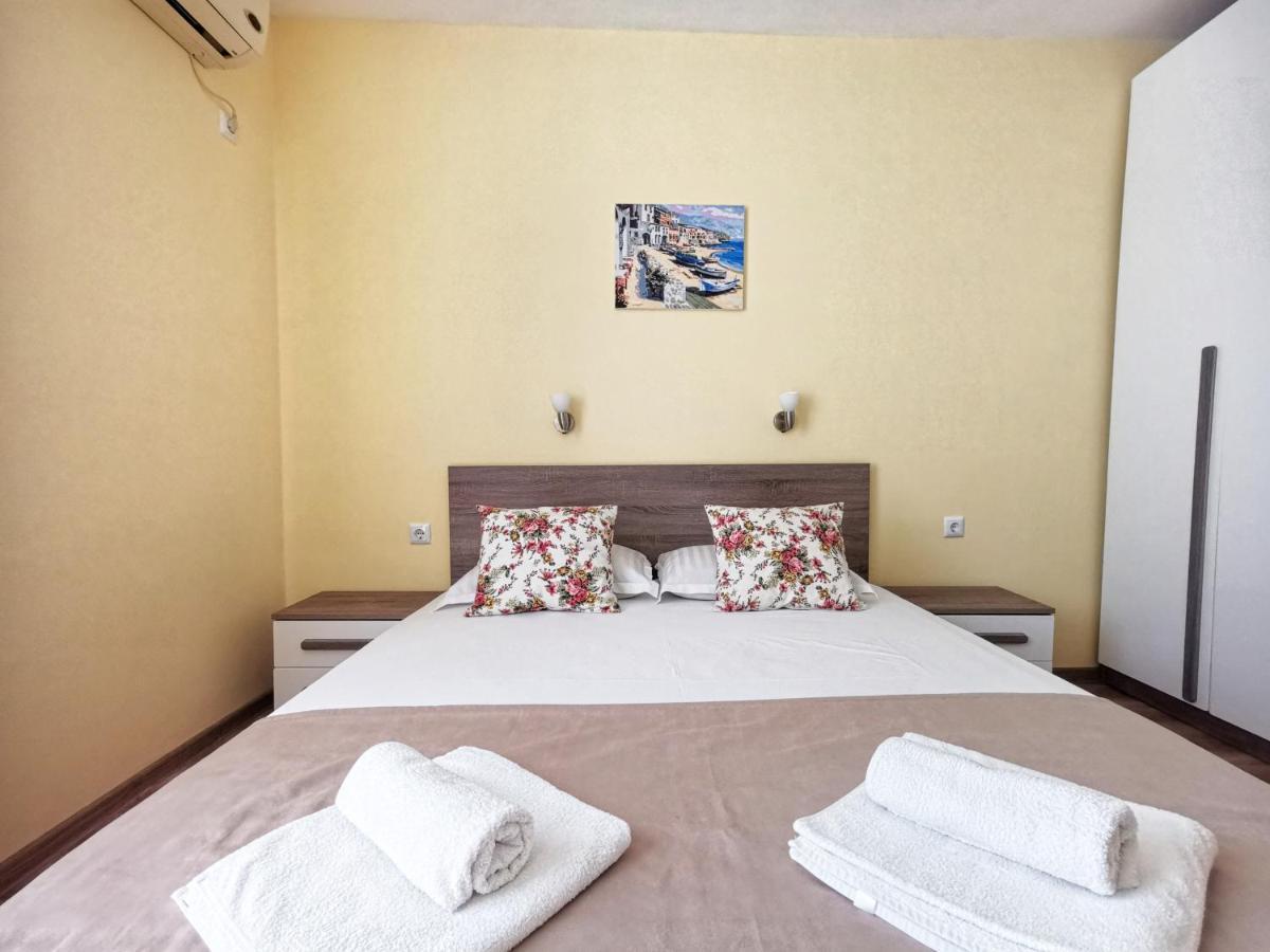 Амбър Апартамент И Стая За Гости Sozopol Ngoại thất bức ảnh