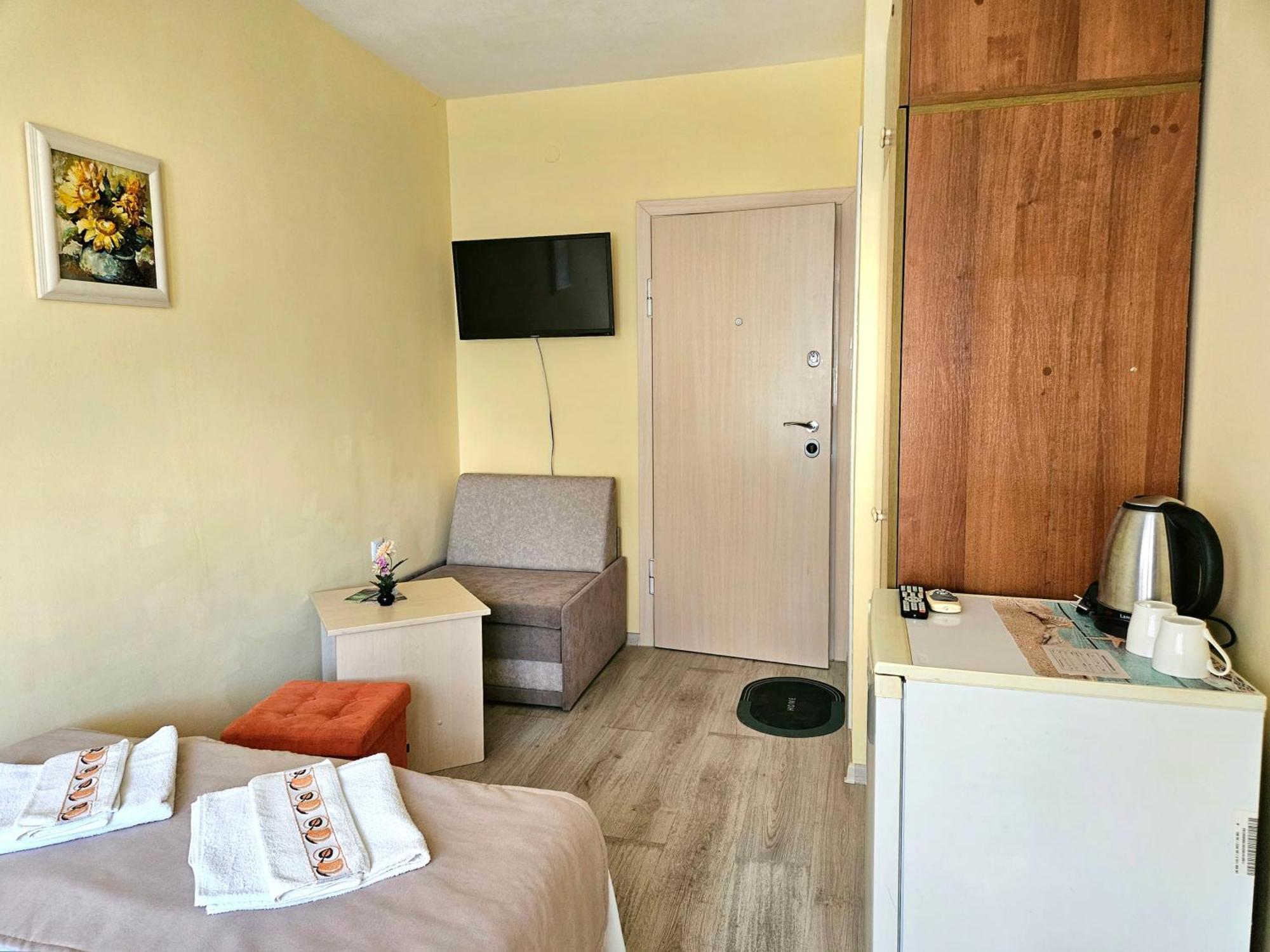 Амбър Апартамент И Стая За Гости Sozopol Ngoại thất bức ảnh